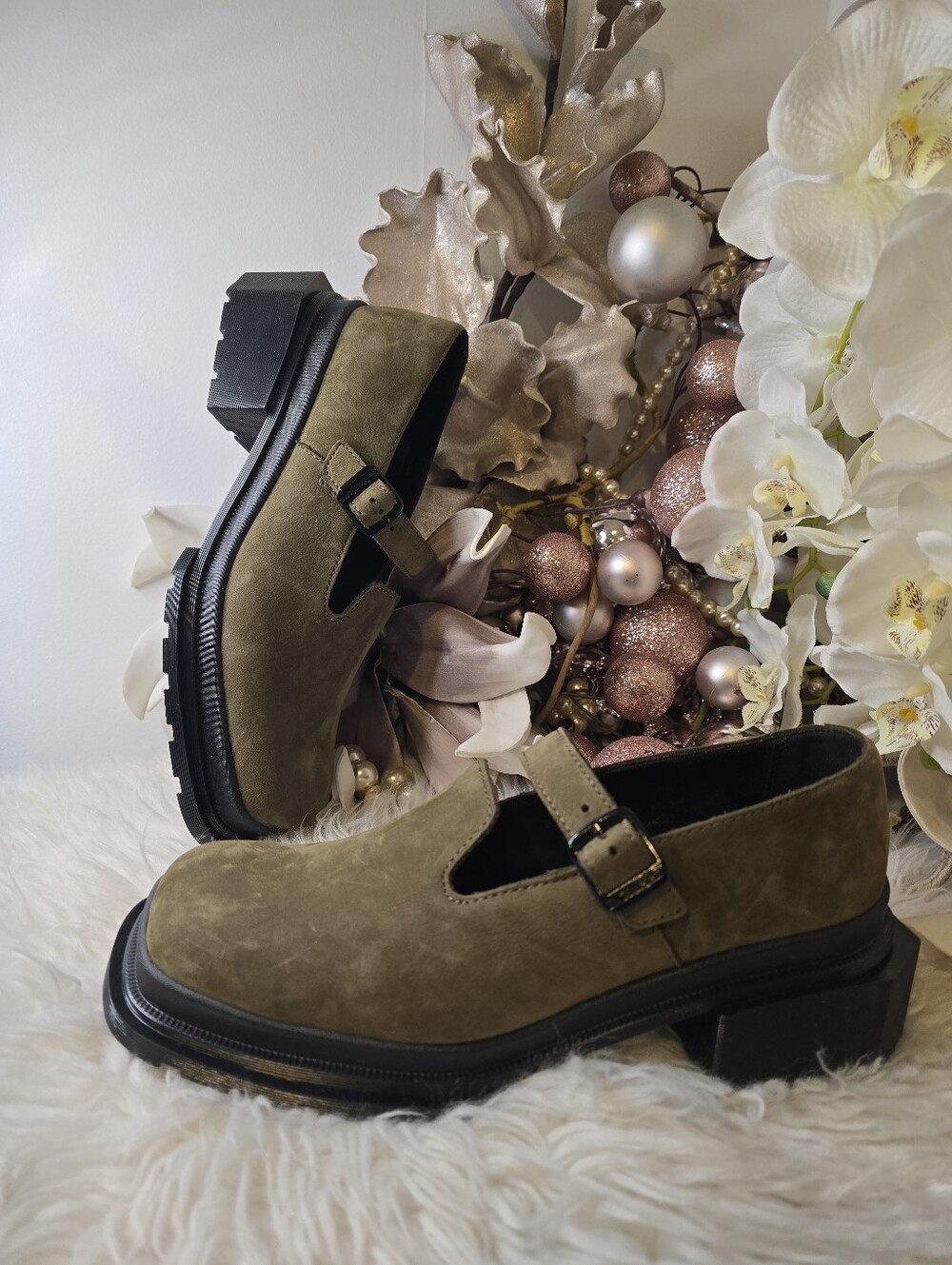 Dr. Marten's Mavbole Mary Jane DMS Suede OLIVE Women's 9 Autumn Fall - Picture 4 of 6